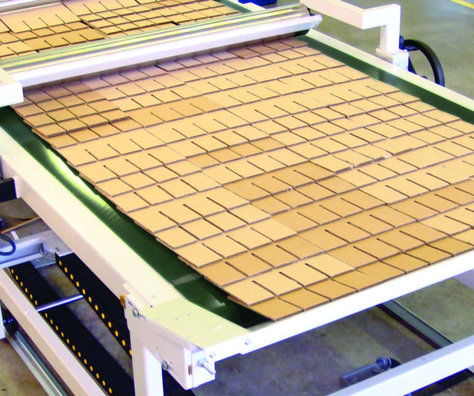 Produzione alveari in cartone